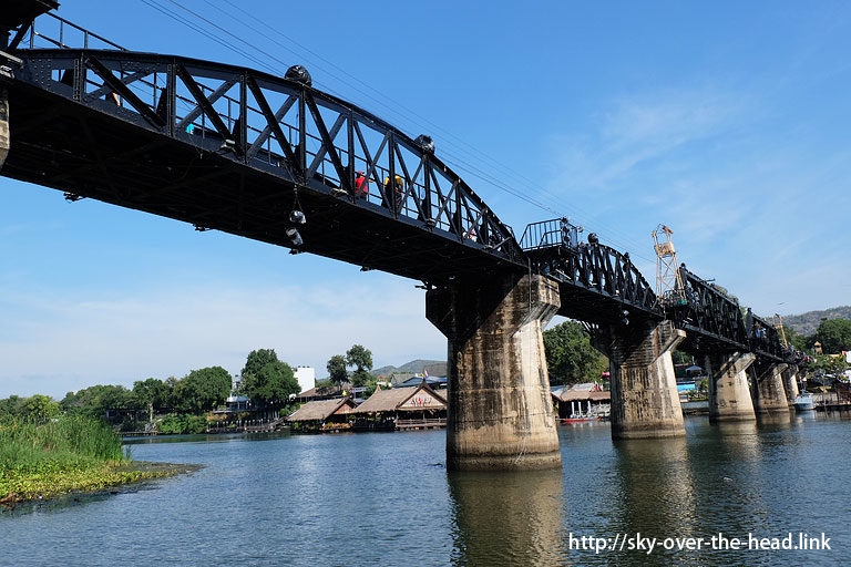 クウェー川鉄橋 昼編 タイ The Bridge Over River Kwai Thailand みんなのそら 海外ひとり旅ブログ