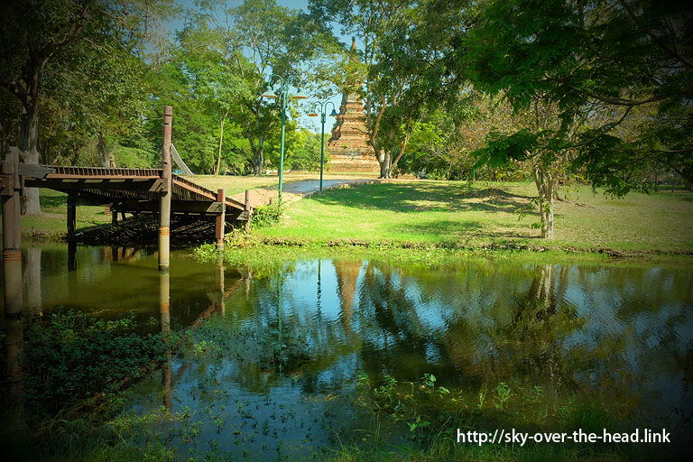 WUT UBOSOT（アユタヤ／タイ）／ WUT UBOSOT（Ayutthaya/Thailand）