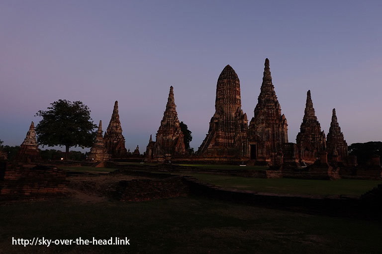 ワット・チャイ・ワタナラーム（タイ／アユタヤ）／Wat Chai Watthanaram（Thailand/Ayutthaya）夕暮れ