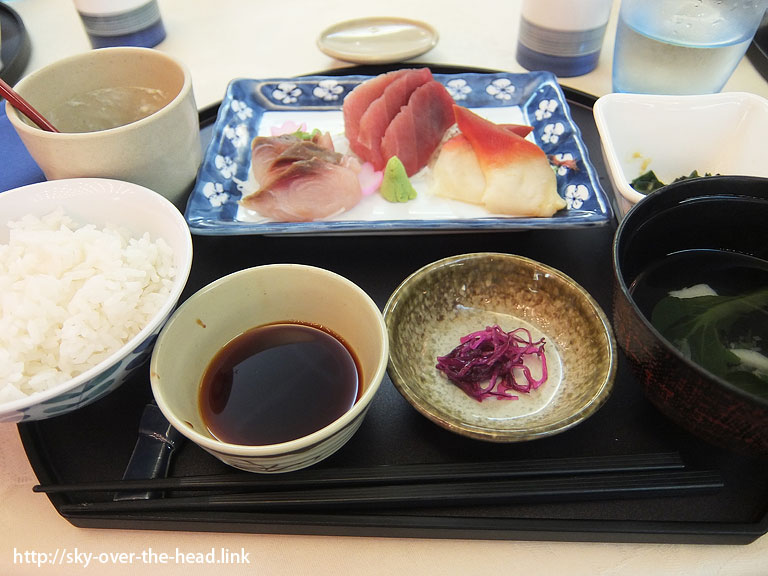 ピースボートの食事は？