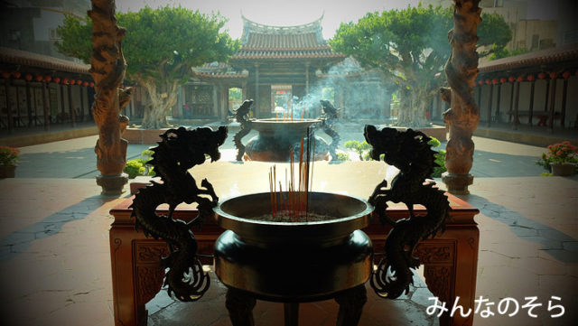 台湾第一級古蹟！龍山寺の彫刻に惚れる＠鹿港観光
