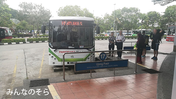 マラッカセントラル バスターミナル（Melaka Sentral Bus Terminal）で、ローカルバス17番に乗換